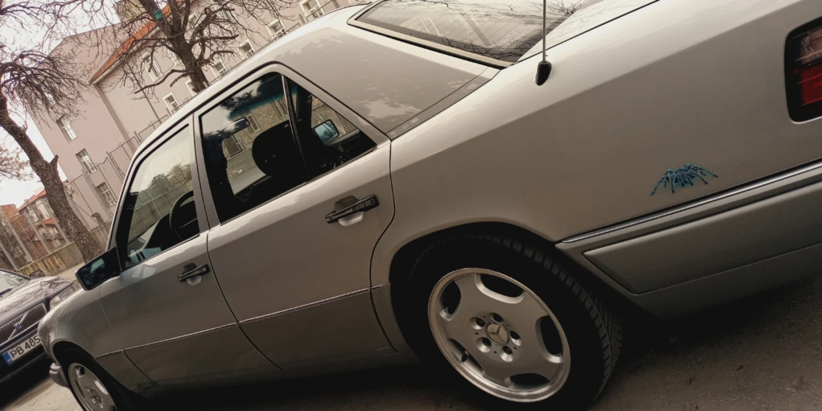 Mercedes-Benz 124 Е200, снимка 2 - Автомобили и джипове - 55088478