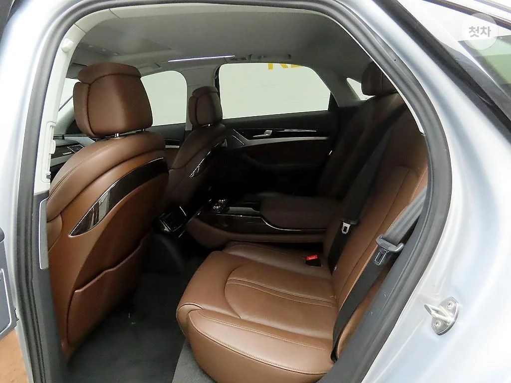 Audi A8 60TDI QUATTRO HEAD UP/PANORAMA/360CAM/FULL, снимка 13 - Автомобили и джипове - 55428390