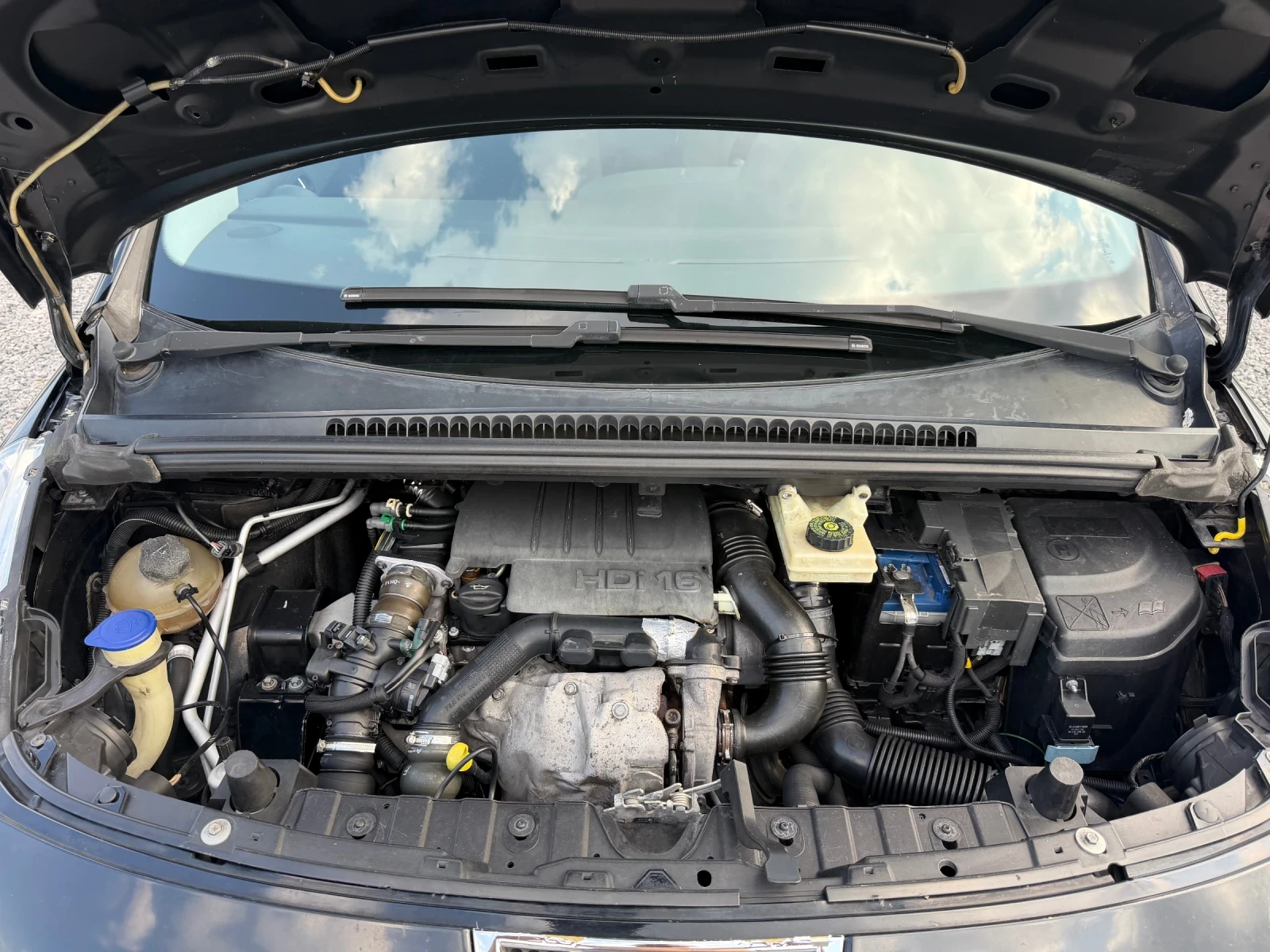 Peugeot 3008 1.6 HDI, 110 Hp, АВТОМАТИК, снимка 15 - Автомобили и джипове - 55774270