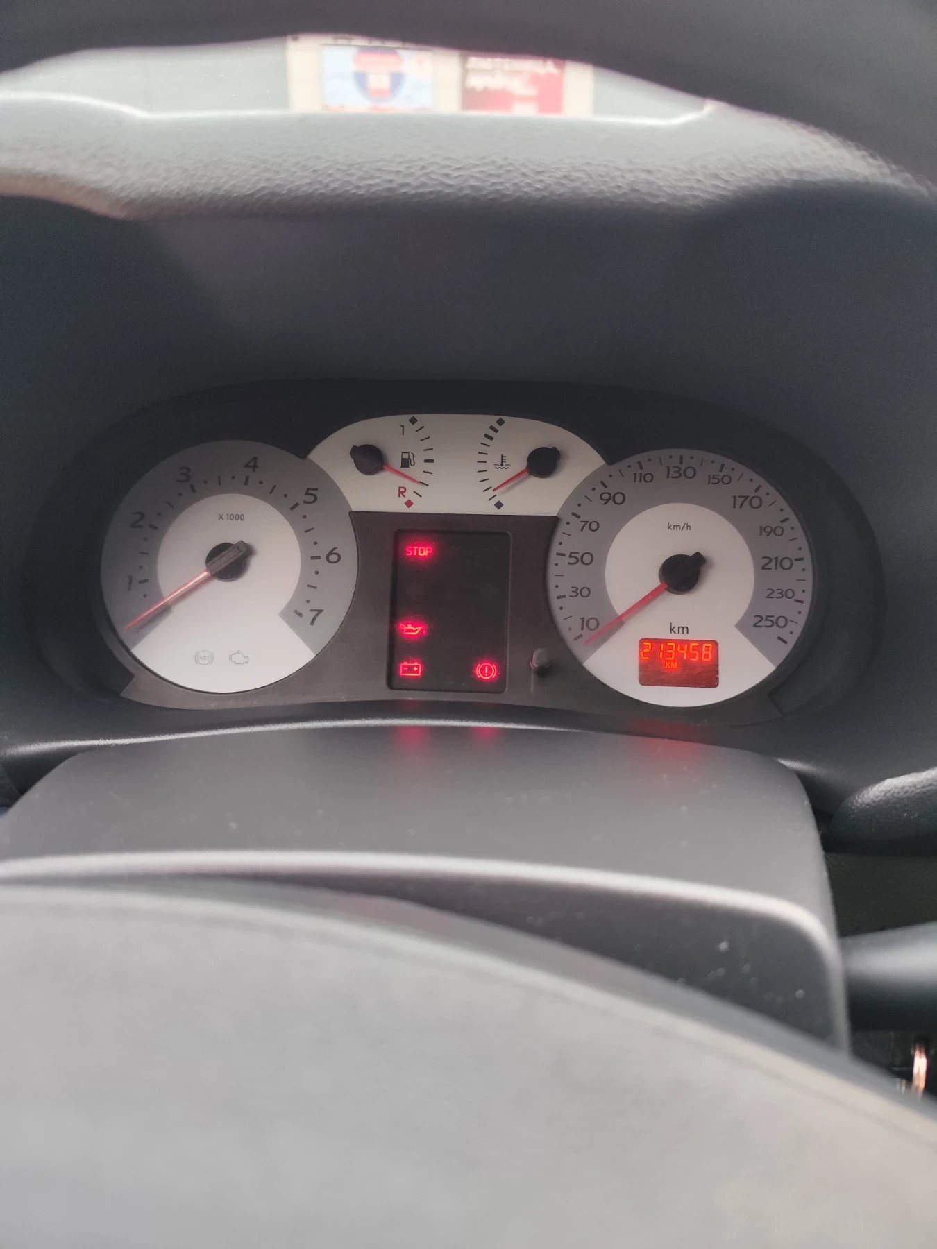 Renault Symbol, снимка 10 - Автомобили и джипове - 56087743