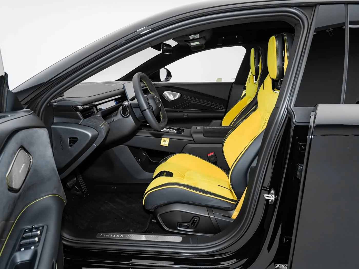 LynkCo 10 EM-P  | Mobile.bg � ����������� 11
