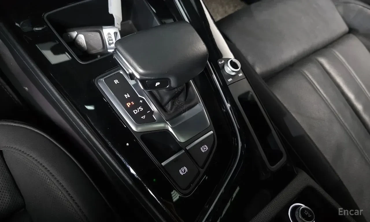 Audi A4 40TFSI* MATRIX* S* LINE* ОБДУХВАНЕ* ХЕДЪП* ДИСТРОН, снимка 10 - Автомобили и джипове - 56724043
