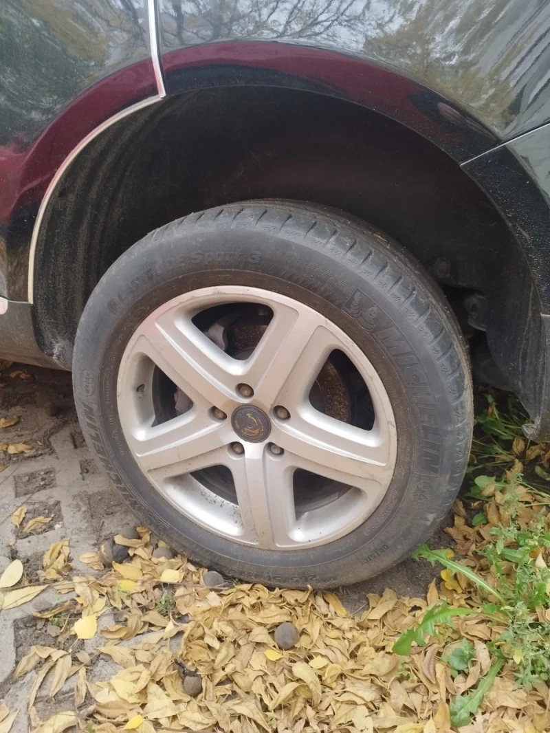 VW Touareg, снимка 12 - Автомобили и джипове - 49379311