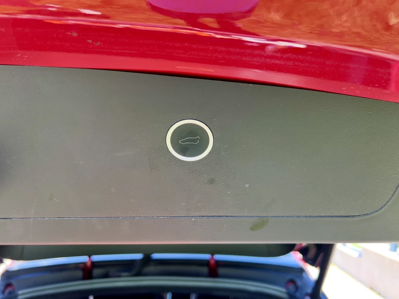 Tesla Model X 75D Dual Motor AWD/Въздушно/Европейска/5+ 1, снимка 16 - Автомобили и джипове - 50127620