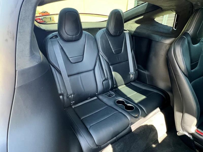 Tesla Model X 75D Dual Motor AWD/Въздушно/Европейска/5+ 1, снимка 8 - Автомобили и джипове - 50127620
