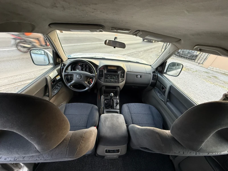 Mitsubishi Pajero 3.2 Di-D, снимка 11 - Автомобили и джипове - 50984488