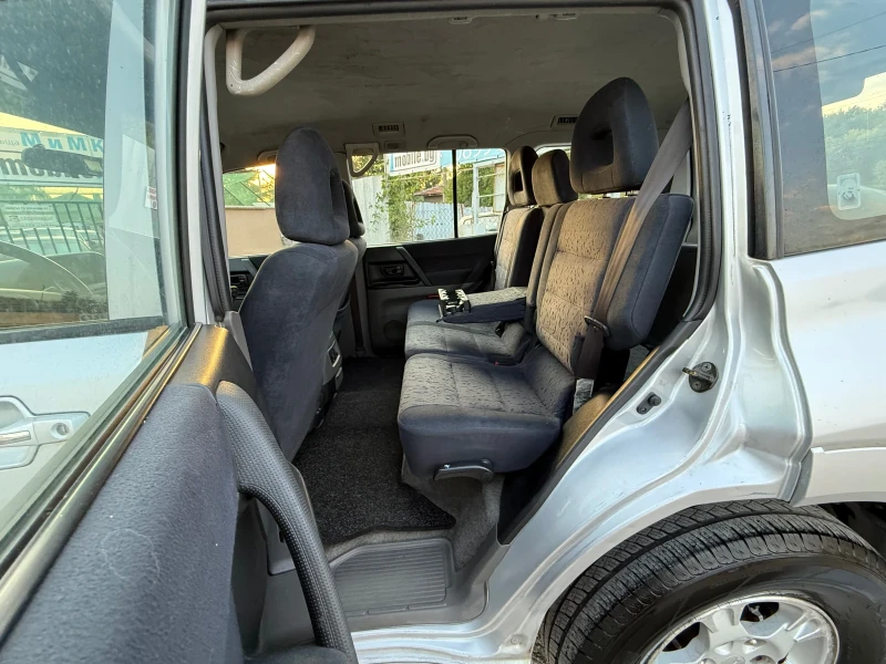 Mitsubishi Pajero 3.2 Di-D, снимка 10 - Автомобили и джипове - 50984488