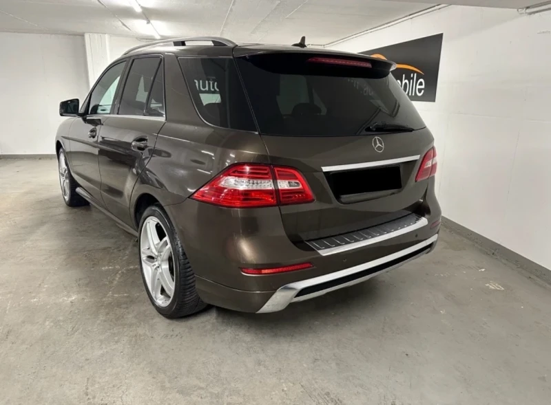 Mercedes-Benz ML 350 AMG, снимка 2 - Автомобили и джипове - 52683251