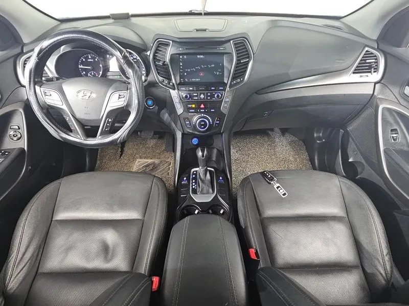 Hyundai Santa fe DIESEL 2.0 4WD PREMIUM, снимка 7 - Автомобили и джипове - 55307656
