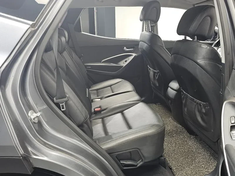 Hyundai Santa fe DIESEL 2.0 4WD PREMIUM, снимка 12 - Автомобили и джипове - 55307656