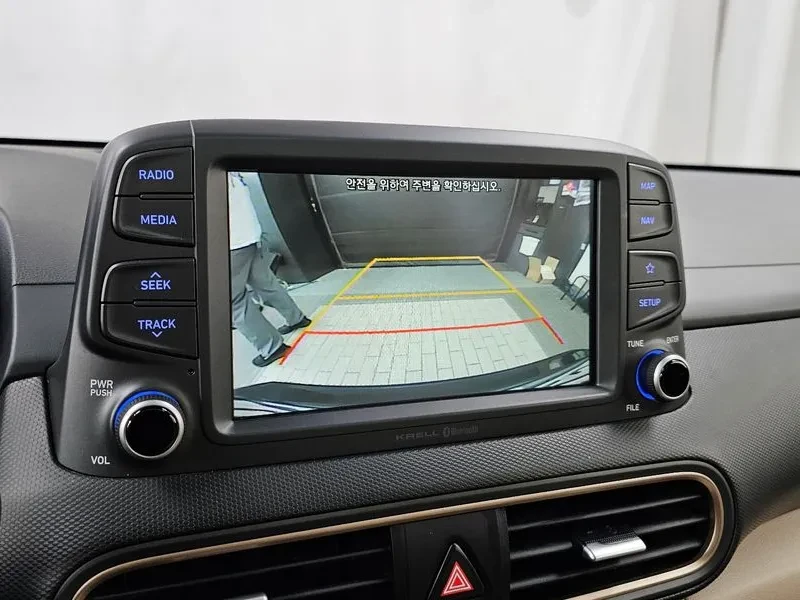 Hyundai Kona 1.6 Turbo 2Wd Modern Pop, снимка 15 - Автомобили и джипове - 55749037