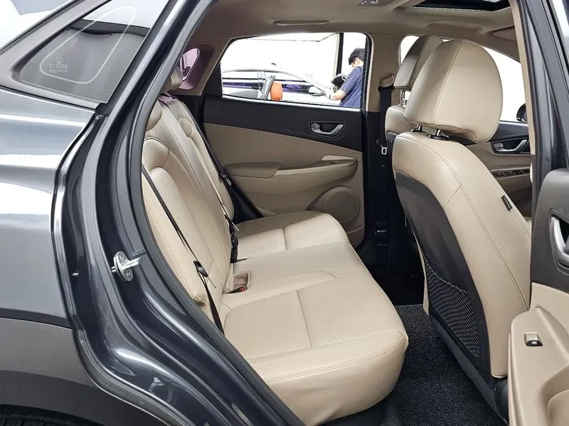 Hyundai Kona 1.6 Turbo 2Wd Modern Pop, снимка 12 - Автомобили и джипове - 55749037