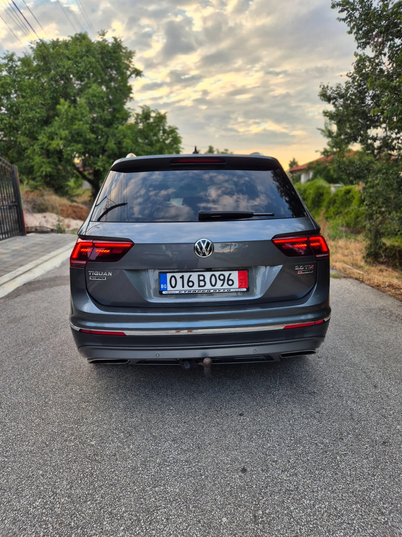 VW Tiguan 2.0D-190кс/4motion/19г/7места  - изображение 6