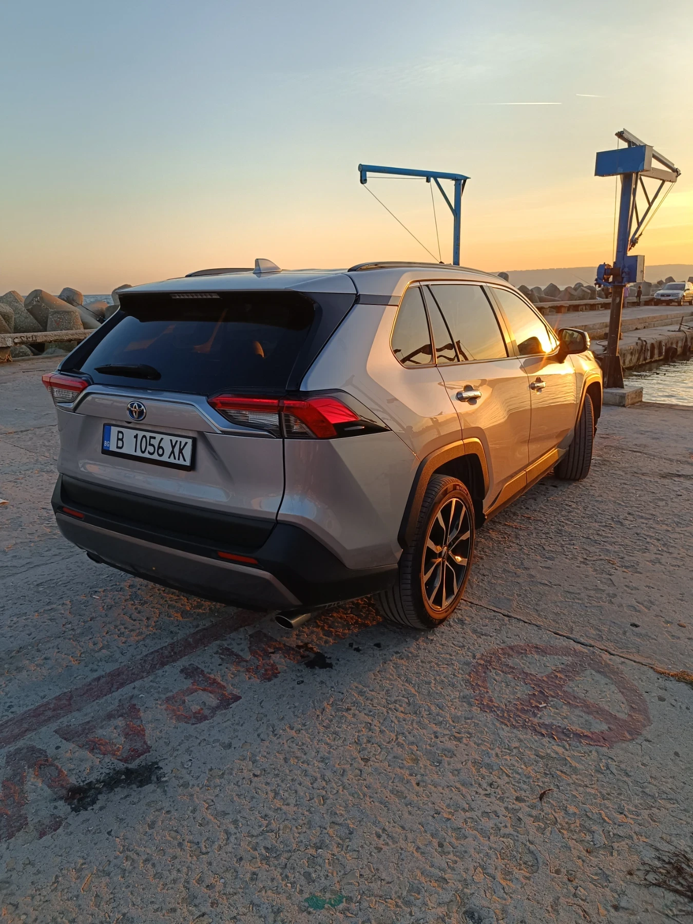 Toyota Rav4 | Mobile.bg � ����������� 10