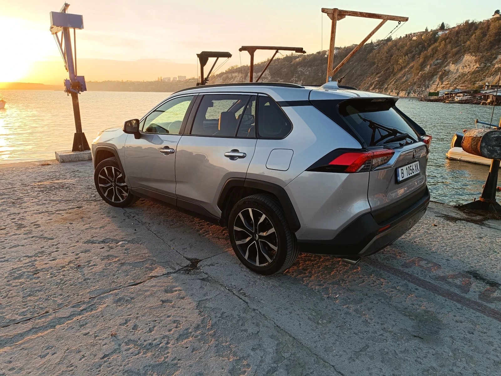 Toyota Rav4 | Mobile.bg � ����������� 12