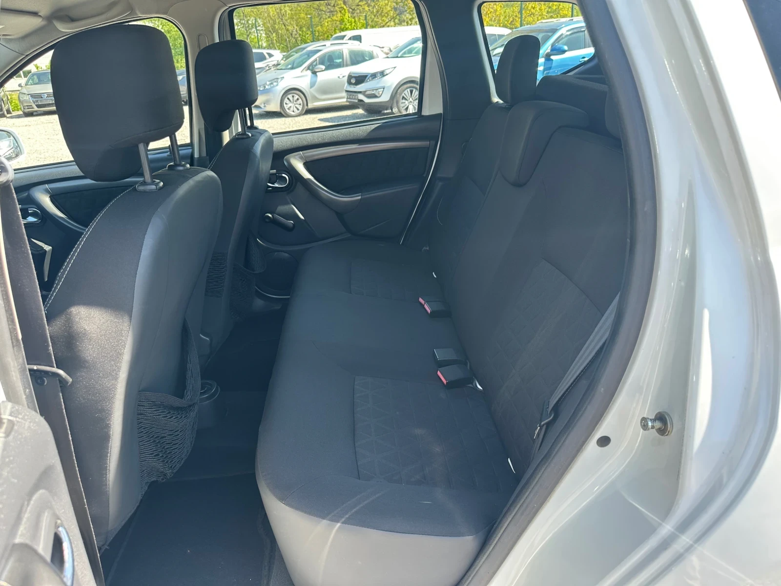 Dacia Duster 1.6i-LAUREATE-CAR PLAY-���-������ | Mobile.bg � ����������� 14