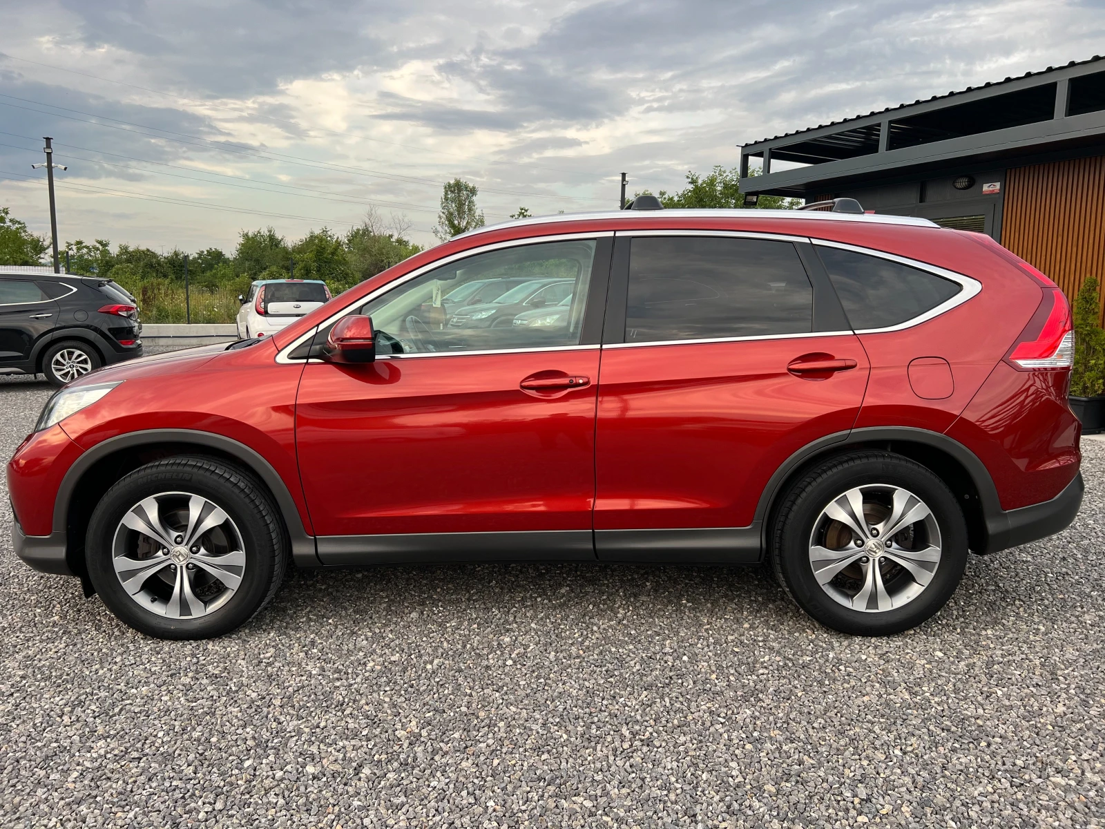 Honda Cr-v 2.2i-DTEC AWD/ПАНОРАМА/НАВИ/КОЖА/PDC/KEYLESS GO/, снимка 2 - Автомобили и джипове - 55306984