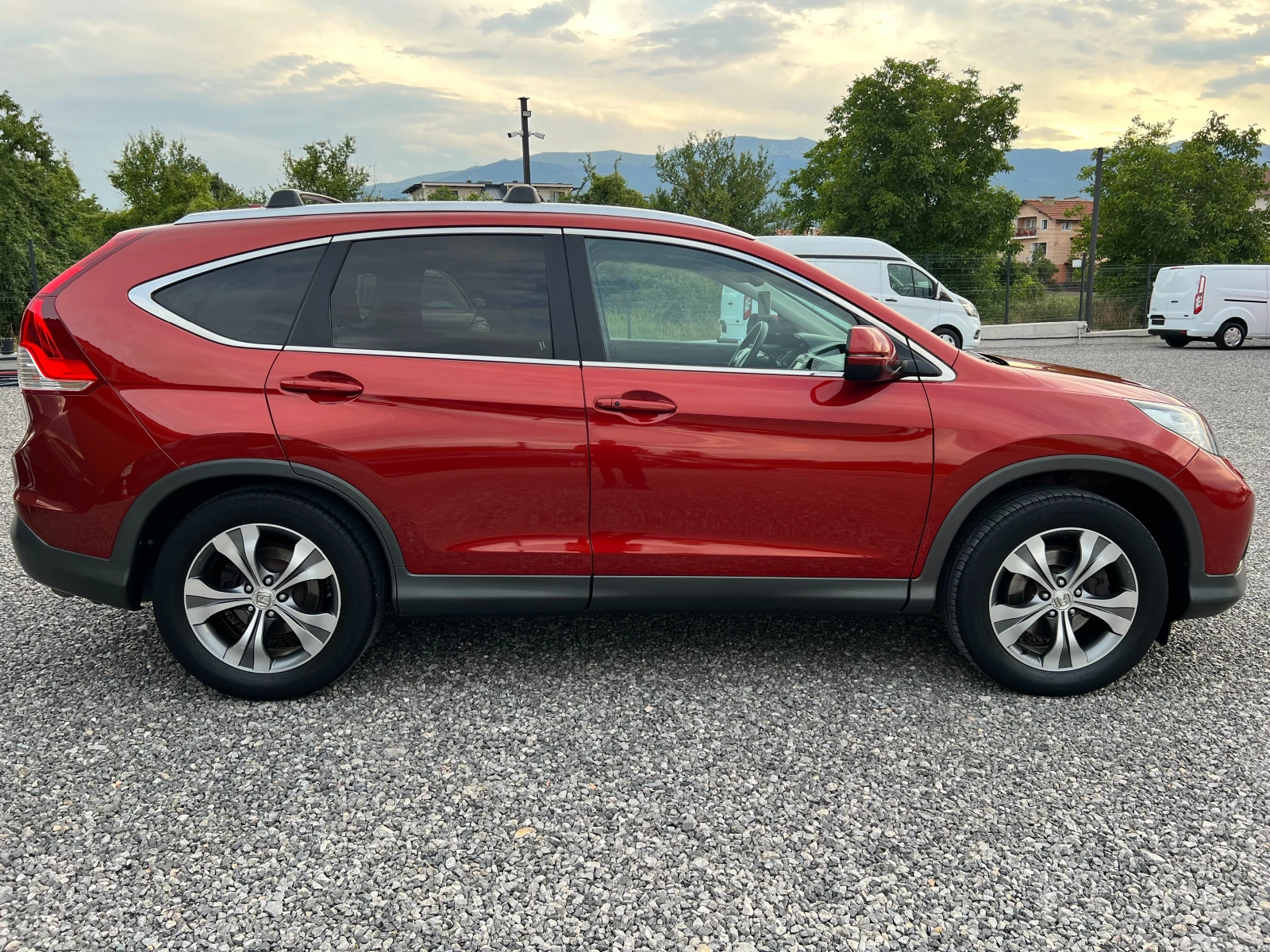 Honda Cr-v 2.2i-DTEC AWD/ПАНОРАМА/НАВИ/КОЖА/PDC/KEYLESS GO/, снимка 5 - Автомобили и джипове - 55306984