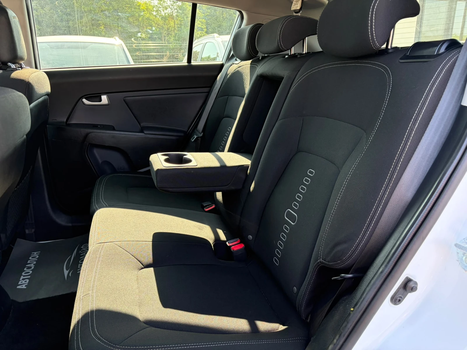 Kia Sportage FACELIFT 1.7CRDI NAVI PANORAMA, снимка 13 - Автомобили и джипове - 55400619