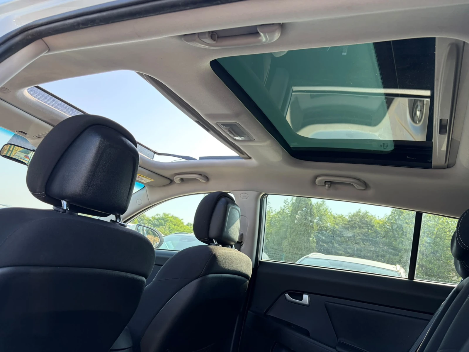 Kia Sportage FACELIFT 1.7CRDI NAVI PANORAMA, снимка 14 - Автомобили и джипове - 55400619