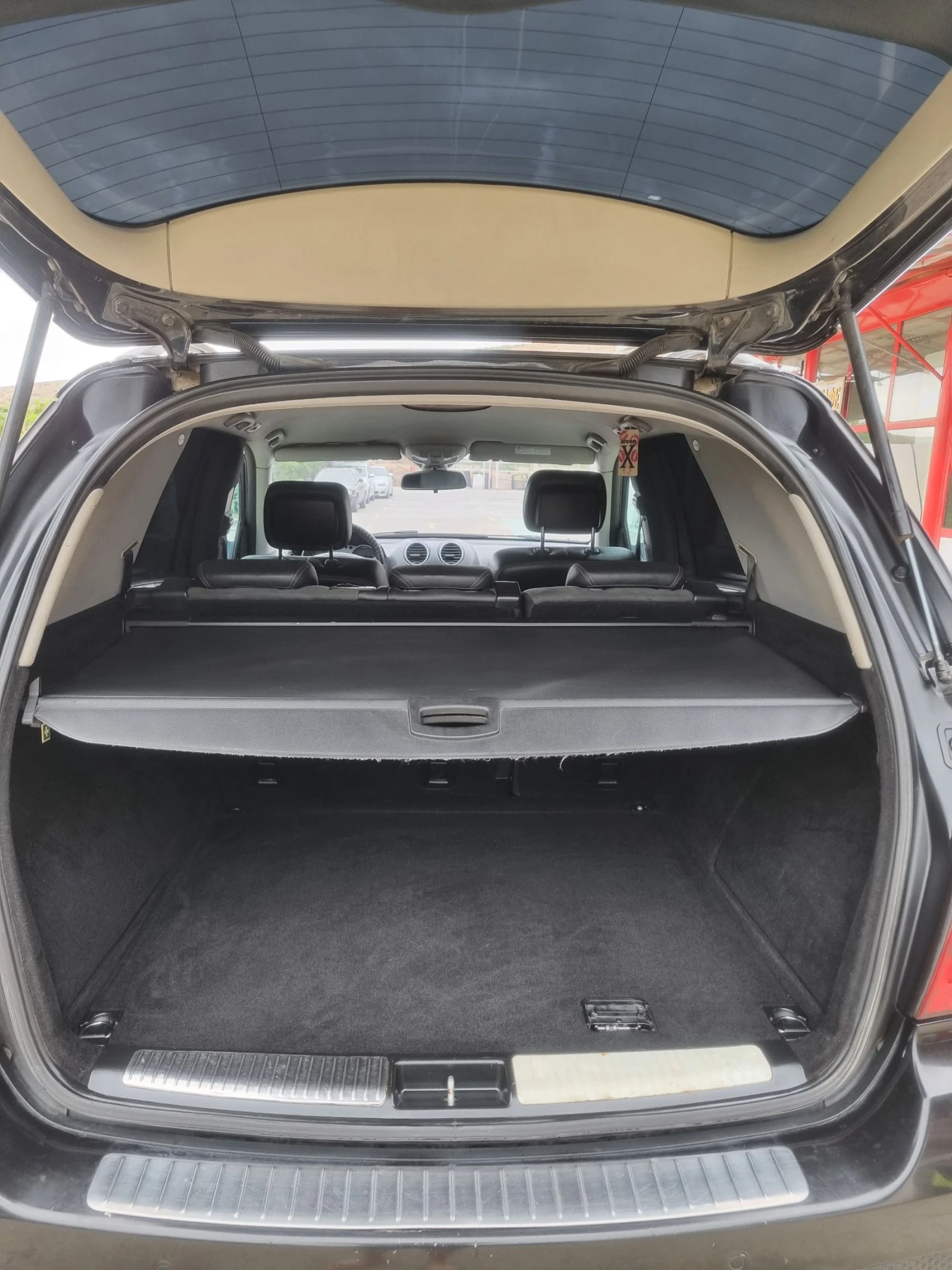 Mercedes-Benz ML 320 Ml320 4 matic на пружини!, снимка 15 - Автомобили и джипове - 55654137