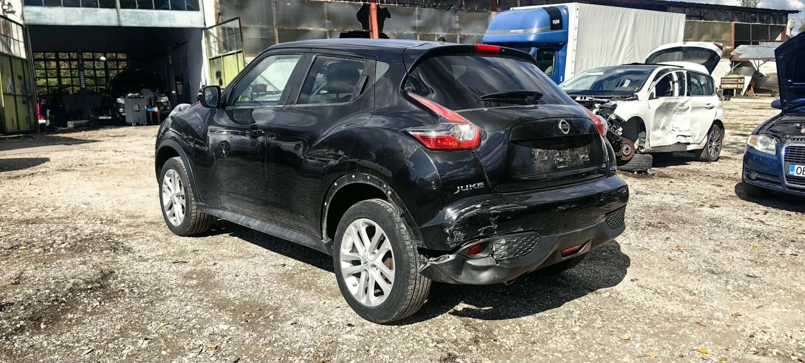 Nissan Juke 1.5 DCI, снимка 3 - Автомобили и джипове - 56304003