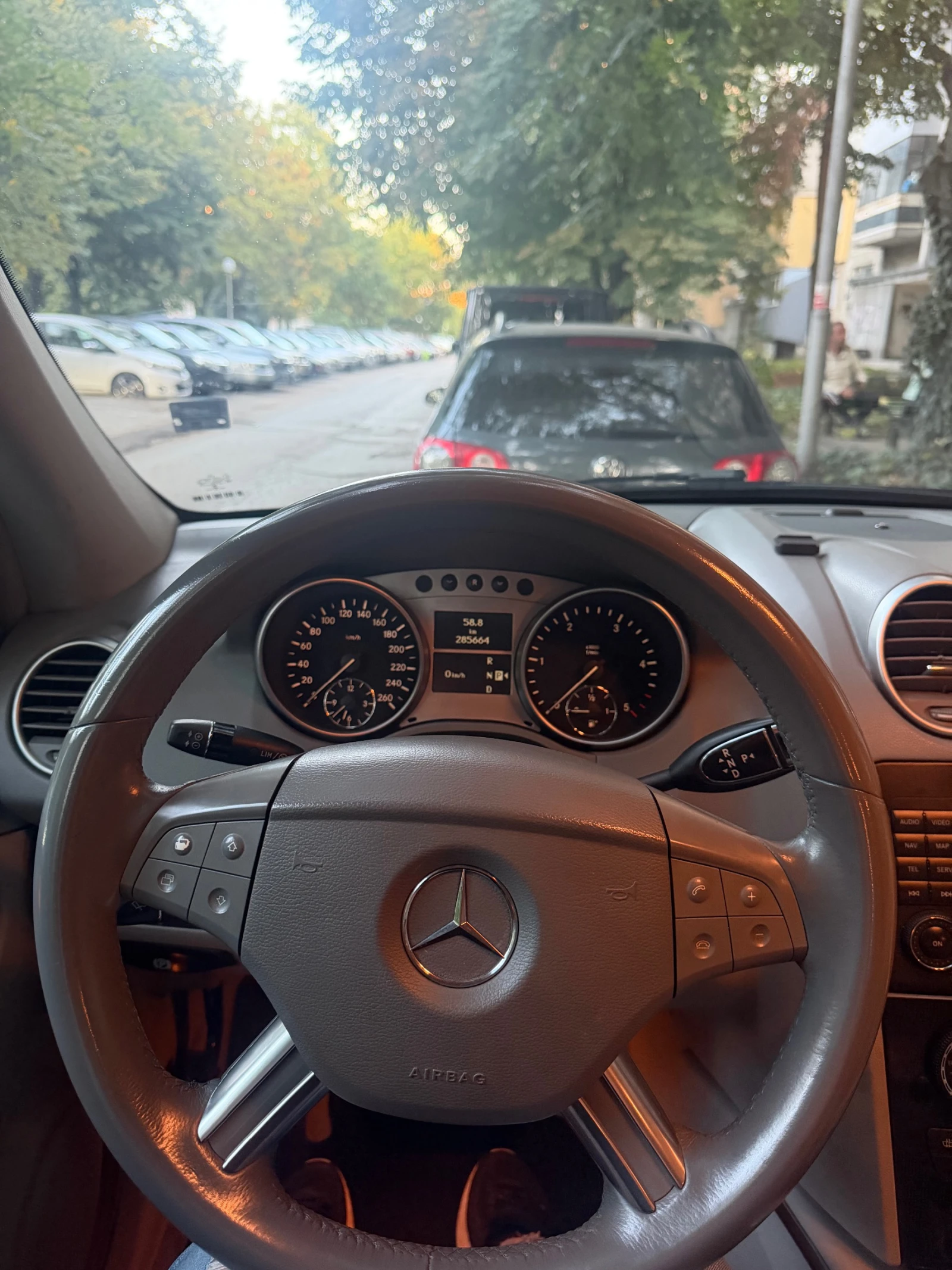Mercedes-Benz ML 320 3.2 cdi, снимка 10 - Автомобили и джипове - 56318826