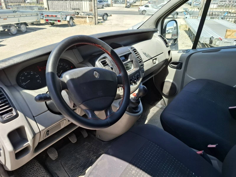 Renault Trafic 2.0DCI-115, снимка 9 - Бусове и автобуси - 51018044