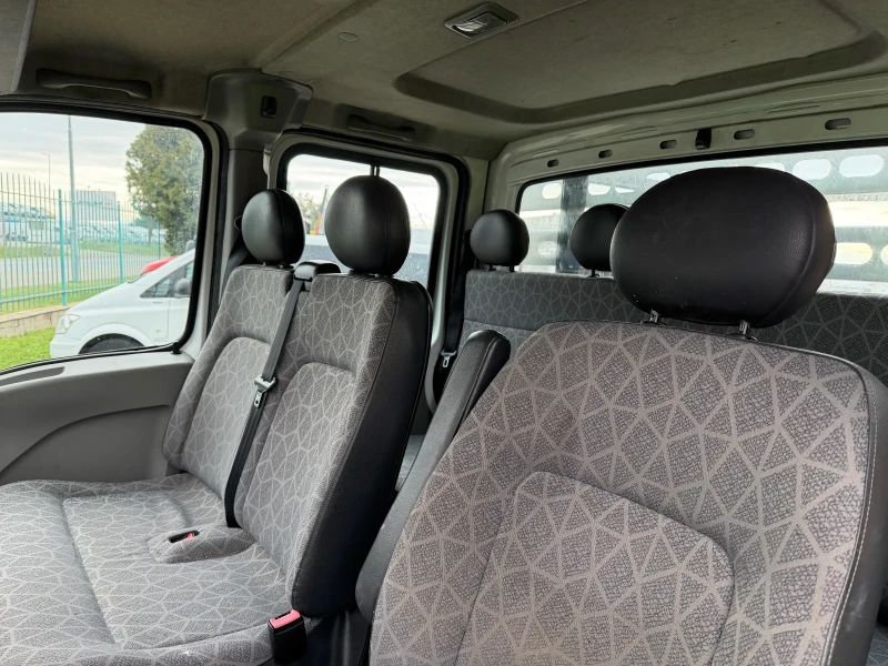 Renault Master 2.5dCi* 6+ 1 места* 2.40 метра каросерия, снимка 5 - Бусове и автобуси - 53496184