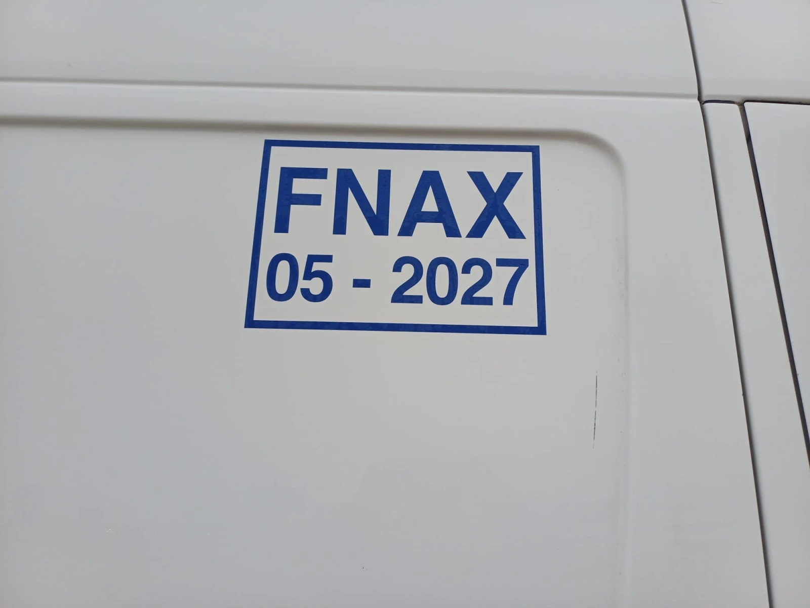 VW Crafter Хладилен, снимка 12 - Бусове и автобуси - 53930203