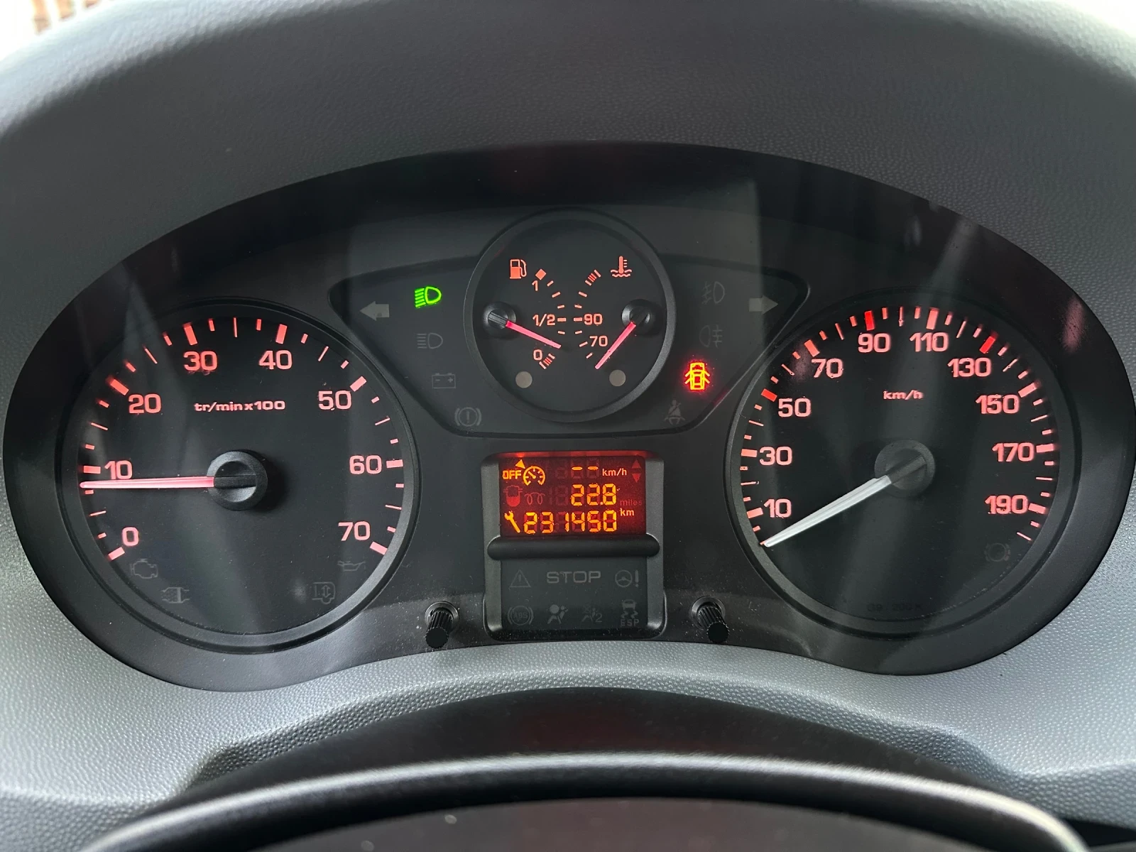 Citroen Jumpy 9 местен* Климатик* Топ състояние, снимка 14 - Бусове и автобуси - 53927591