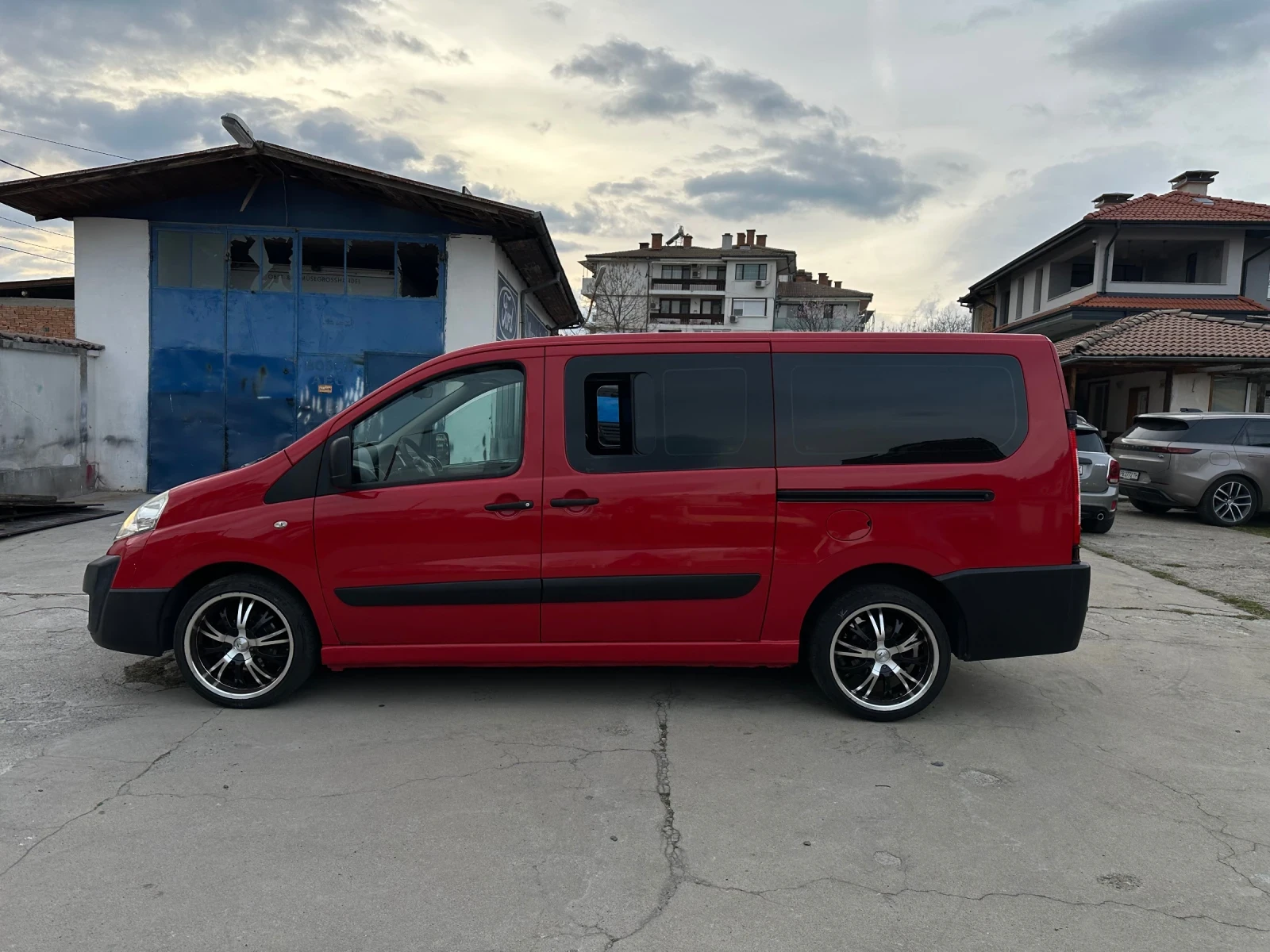 Citroen Jumpy 9 местен* Климатик* Топ състояние, снимка 7 - Бусове и автобуси - 53927591