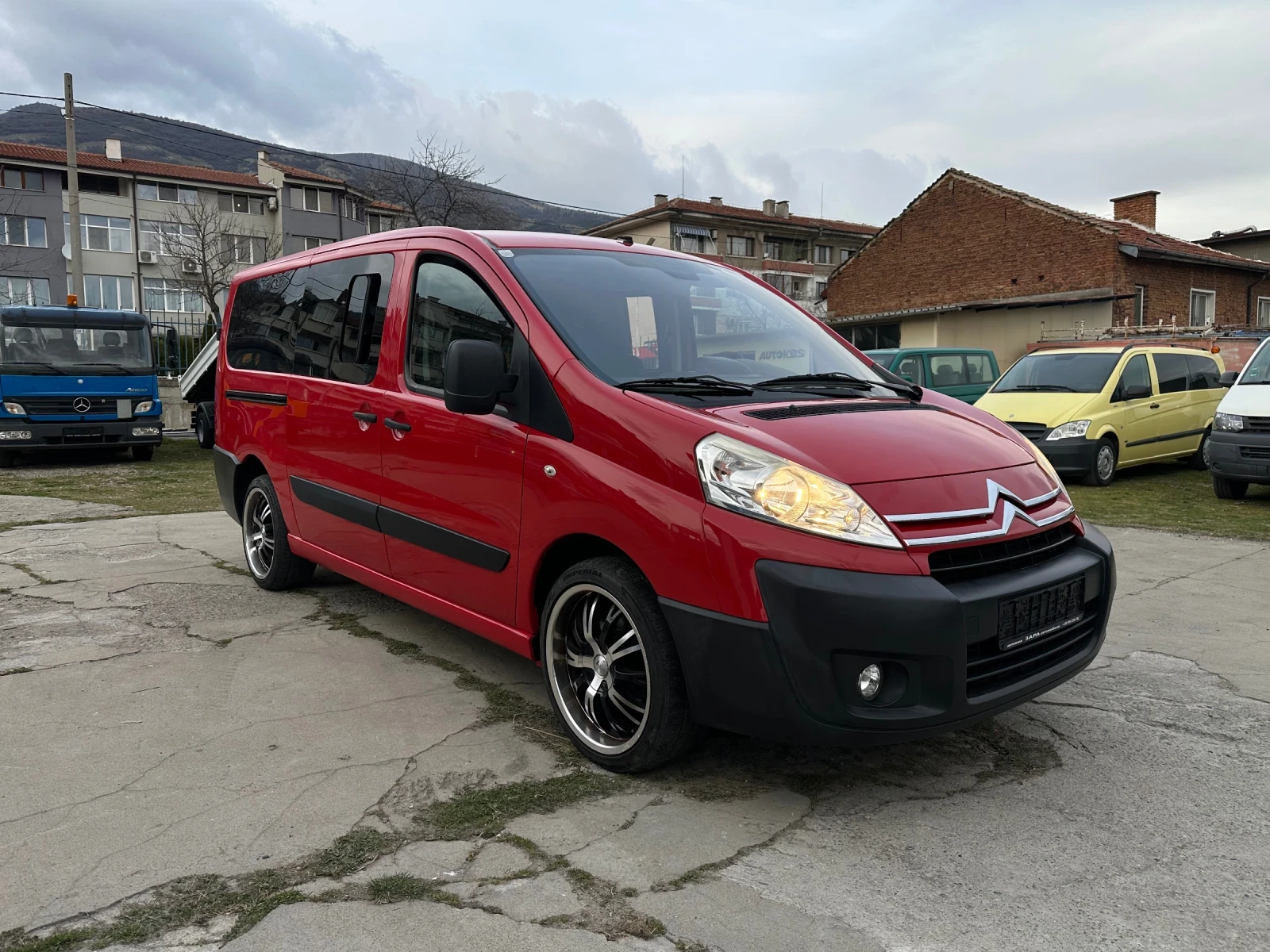 Citroen Jumpy 9 местен* Климатик* Топ състояние, снимка 3 - Бусове и автобуси - 53927591