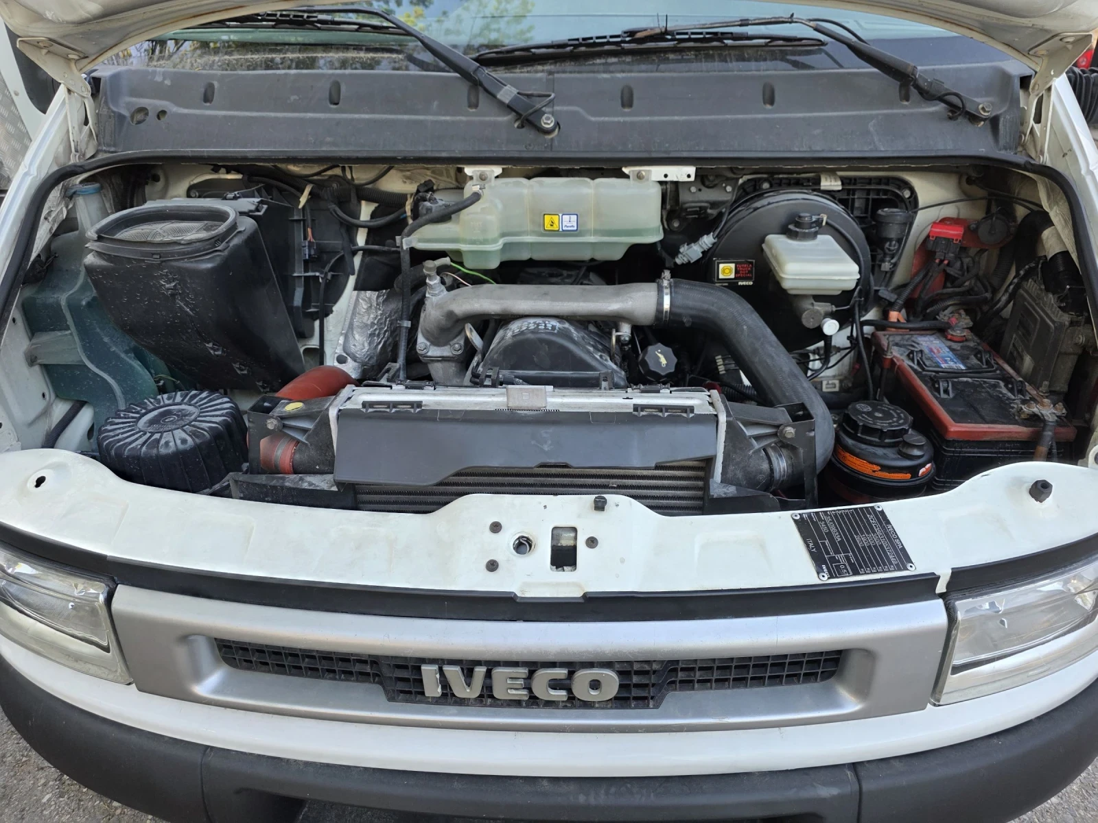 Iveco Daily 35c13 Самосвал 2.8, снимка 10 - Бусове и автобуси - 54334885