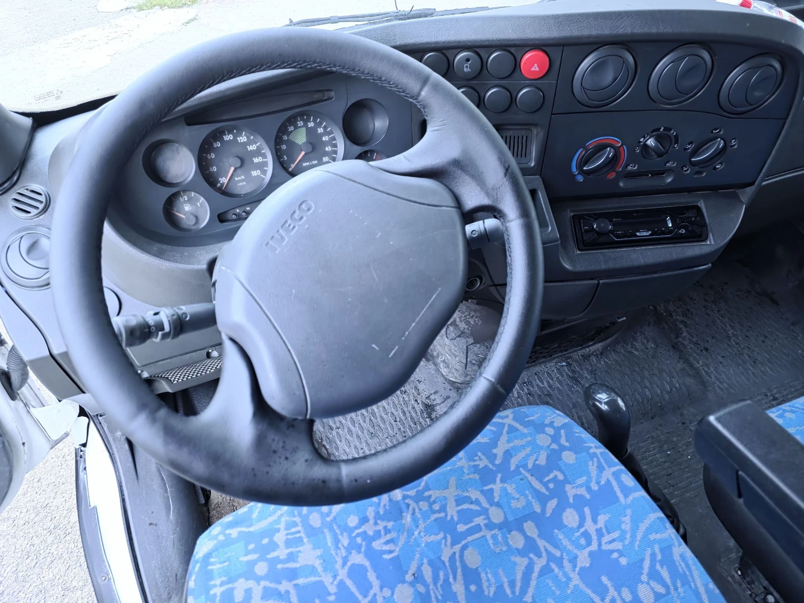 Iveco Daily 35c13 Самосвал 2.8, снимка 14 - Бусове и автобуси - 54334885