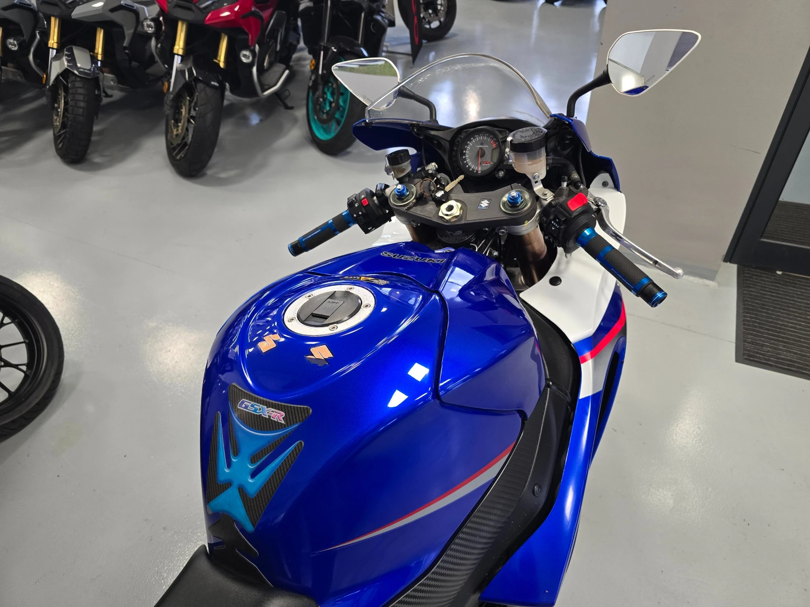 Suzuki Gsxr 1000ie, K8, Yoshimura!, снимка 11 - Мотоциклети и мототехника - 54111439