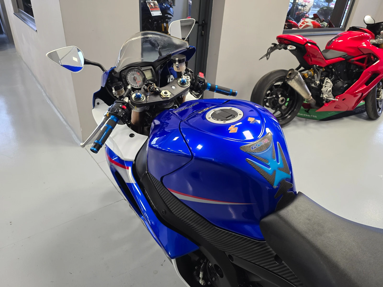 Suzuki Gsxr 1000ie, K8, Yoshimura!, снимка 12 - Мотоциклети и мототехника - 54111439