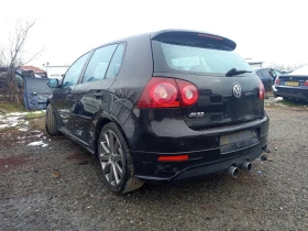     VW Golf R32