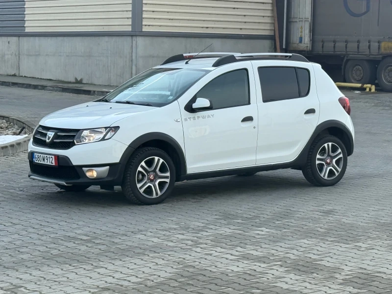 Dacia Sandero STEPWAY, снимка 4 - Автомобили и джипове - 48539804