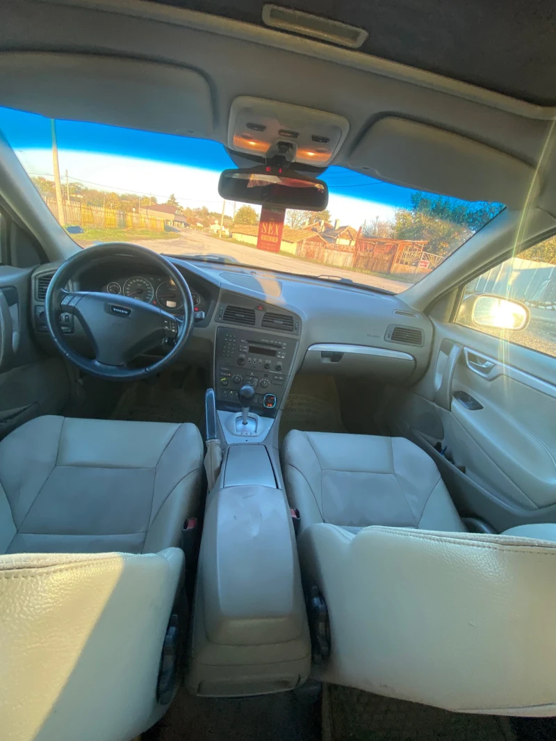 Volvo S60 2.4D, снимка 5 - Автомобили и джипове - 52486644