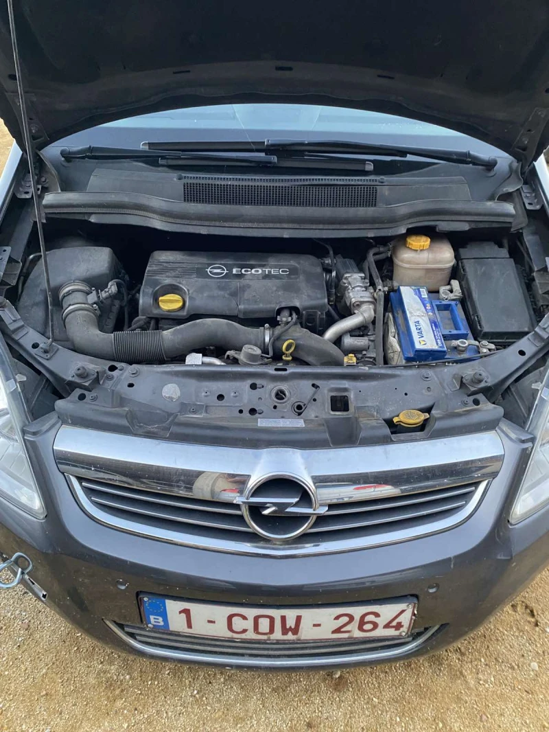 Opel Zafira 1.7 110 , снимка 8 - Автомобили и джипове - 52621418