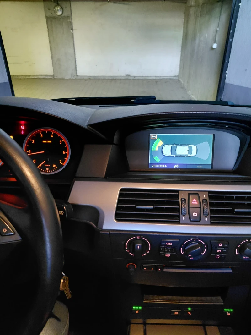 BMW 520, снимка 7 - Автомобили и джипове - 52955894