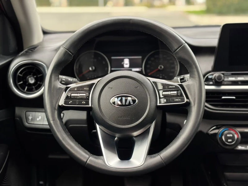 Kia Forte EX FWD* АвтоКредит* (ЦЕНА ДО БГ), снимка 9 - Автомобили и джипове - 53326694