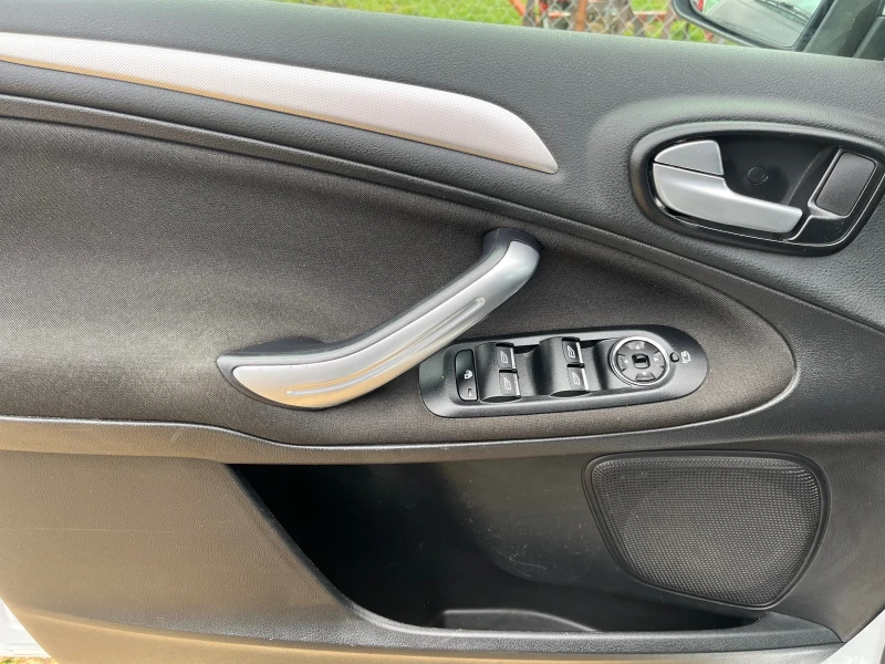 Ford S-Max, снимка 15 - Автомобили и джипове - 53392425