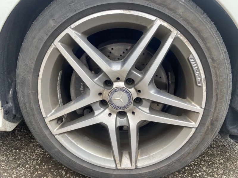 Mercedes-Benz E 400 4MATIC* АВТОКРЕДИТ* ЦЕНА ДО БЪЛГАРИЯ!!, снимка 8 - Автомобили и джипове - 53504733