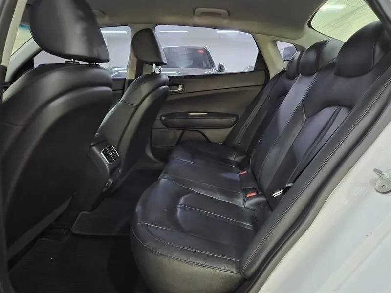 Kia K5 2.0 LPG LUXURY, снимка 13 - Автомобили и джипове - 55794355