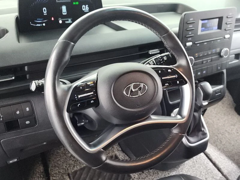 Hyundai Staria L3.5 Cargo 3-Seater| 268к.с., снимка 12 - Автомобили и джипове - 56192734