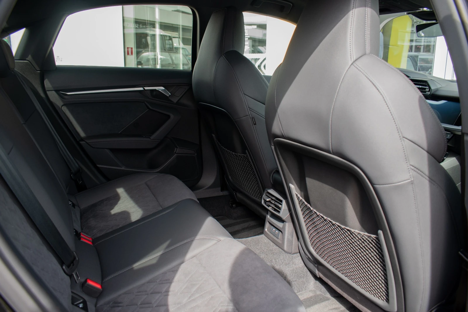 Audi Rs3 2.5 TFSI quattro | Mobile.bg   13