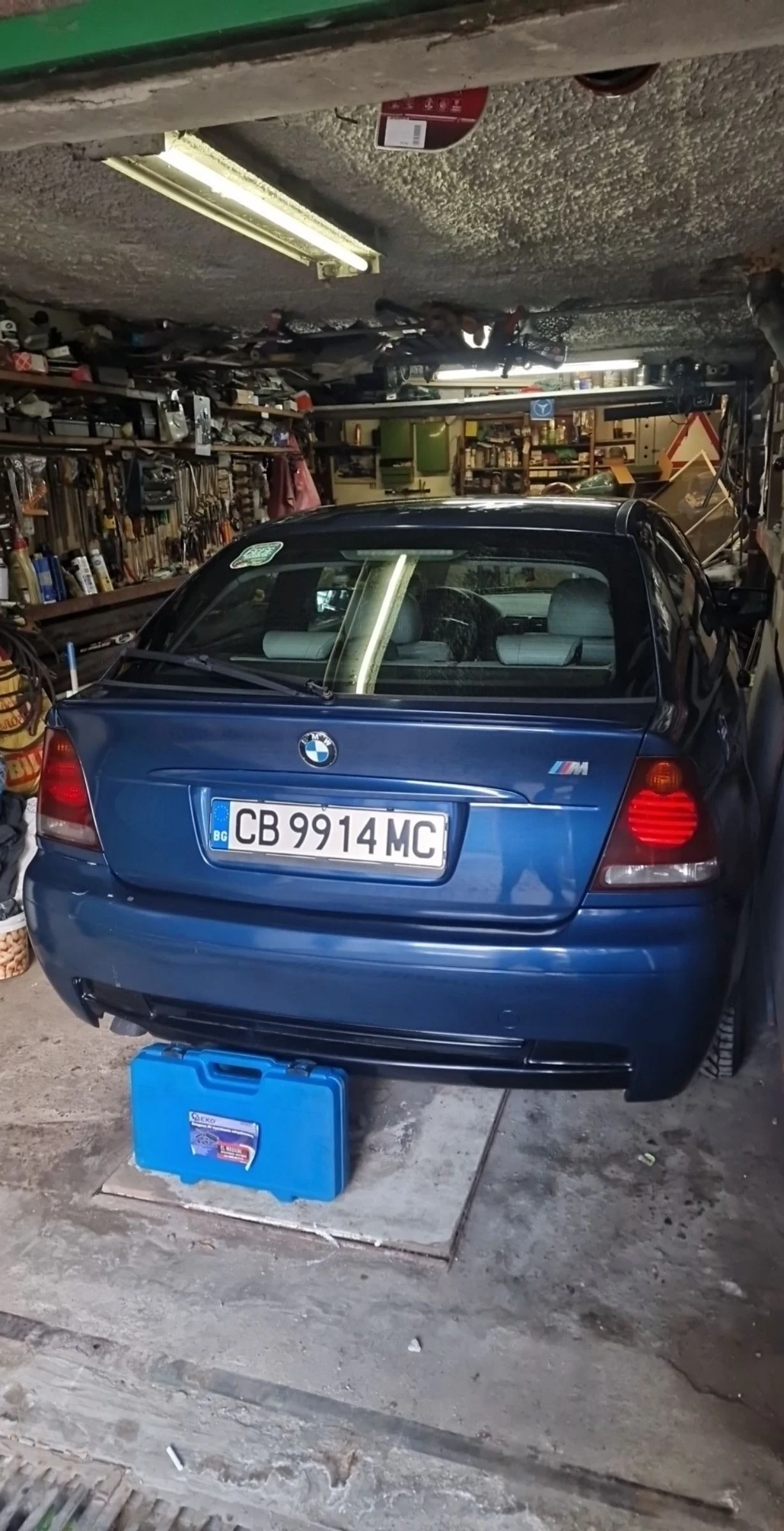 BMW 320 320d mpack 6 скорости  - изображение 2