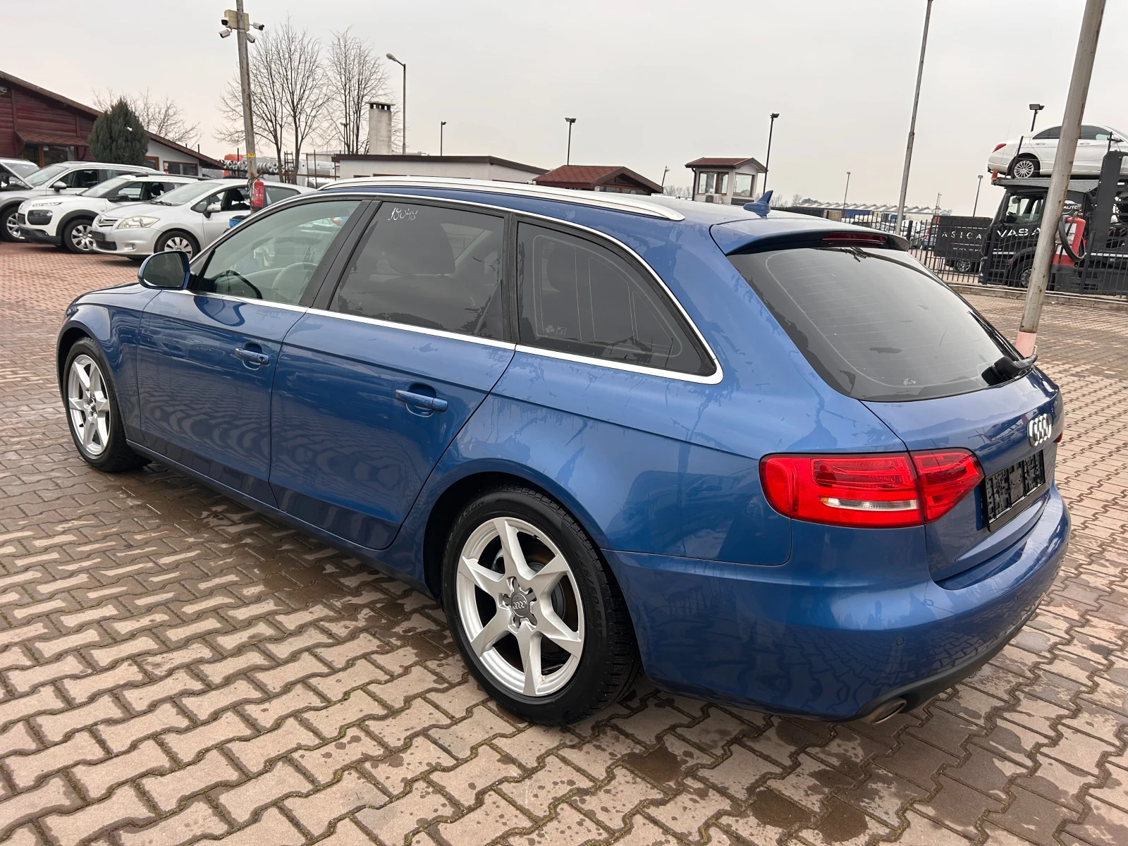 Audi A4 3.0TDI QUATTRO PANORAMA/NAVI EURO 5 - изображение 8